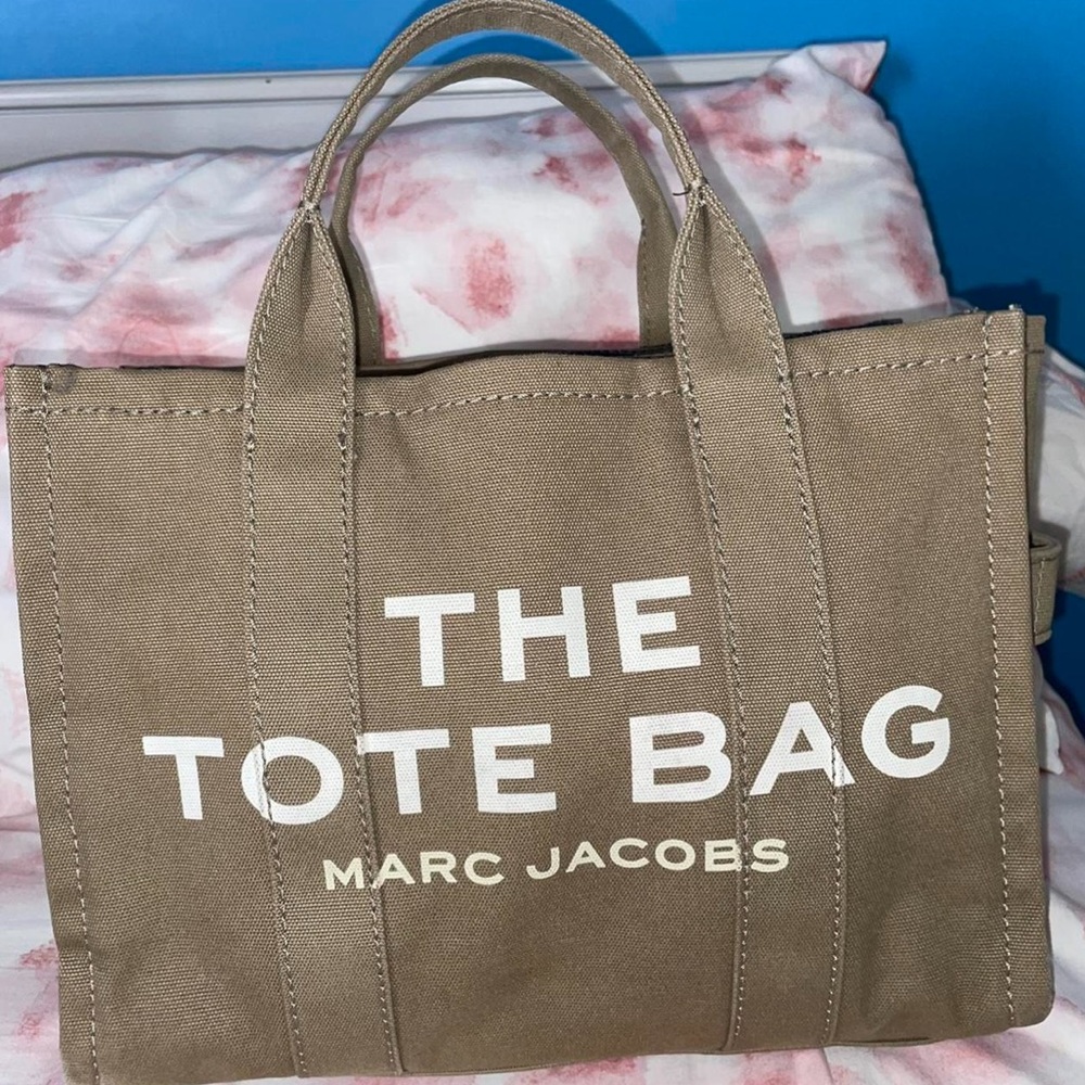 Marc Jacobs Medium Tote Bag